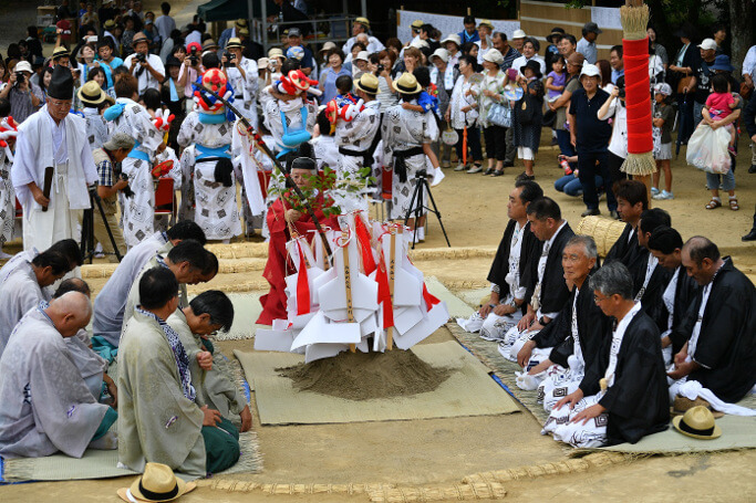 子どもたちが一生懸命とる花相撲が微笑ましい♪潮来市伝統の祭『延方相撲』が開催間近！
