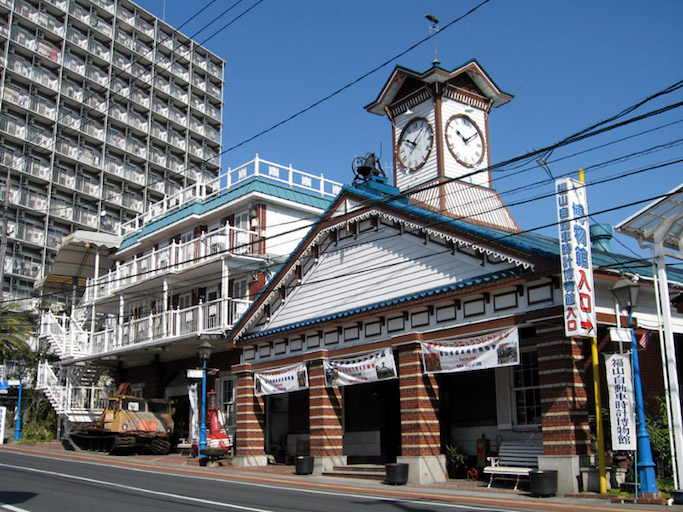 ｢のれ・みれ・さわれ・写真撮れ｣がモットー！レトロで貴重な魅力がいっぱい【福山自動車時計博物館】