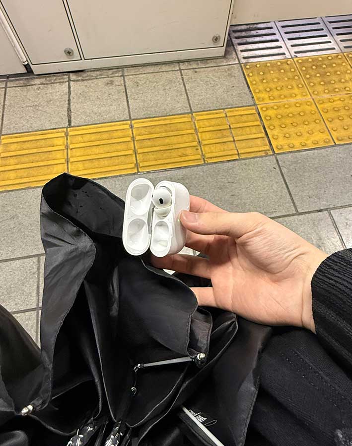 AirPods