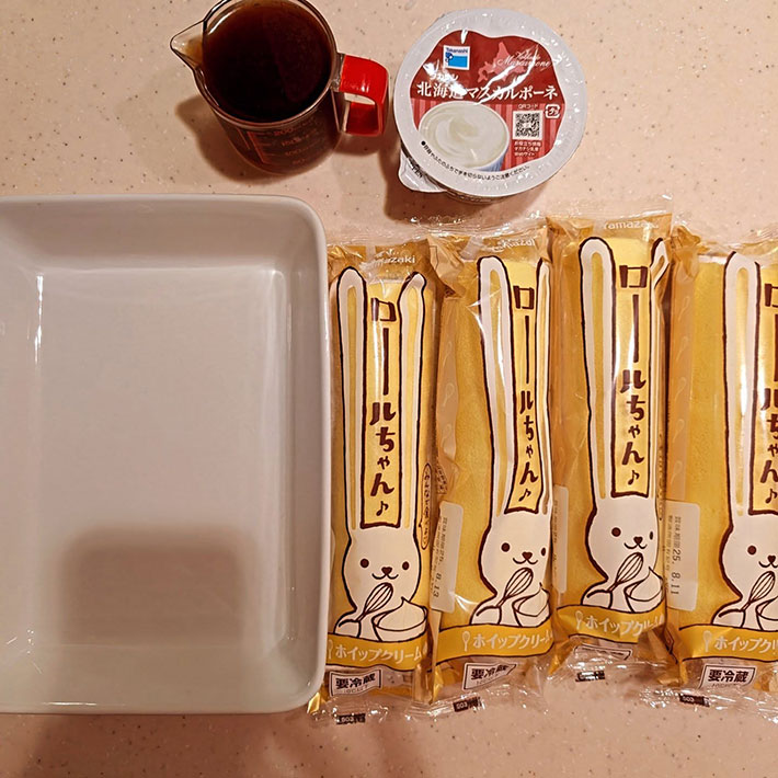 ロールケーキのアレンジの写真