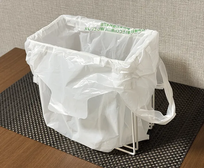 『ワイヤーふきんかけ』の画像（撮影：grape編集部）