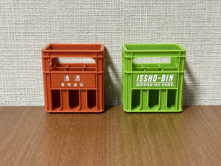 『ミニチュア　一升瓶ケース』の画像