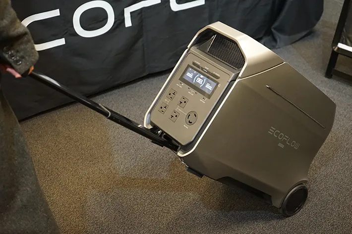 ポータブル電源の写真（撮影：grape編集部）