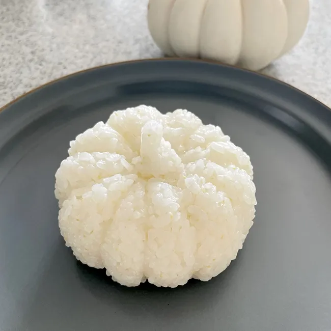 おにぎり劇場さんの作品