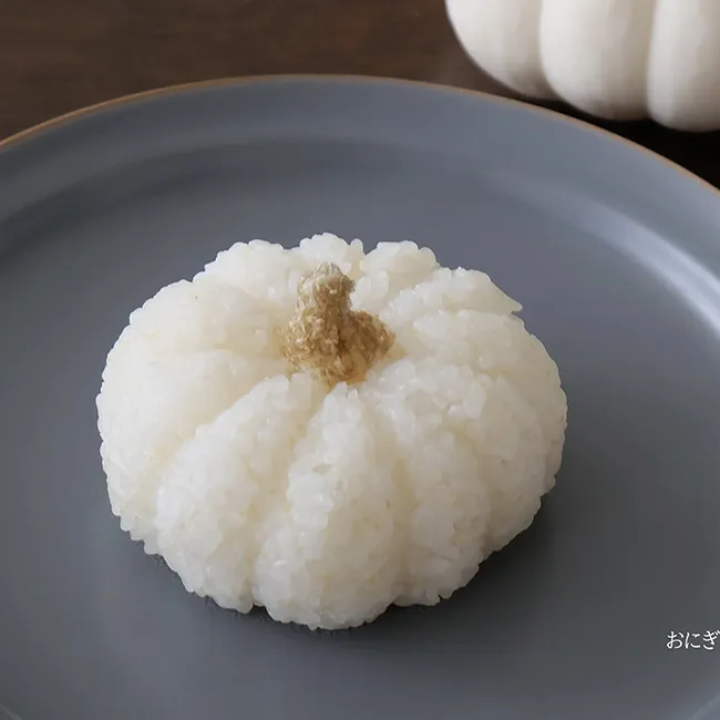 おにぎり劇場さんの作品