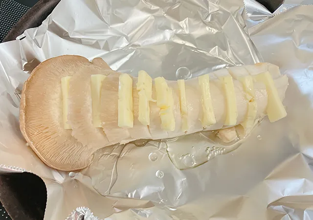 エリンギとベビーチーズ（撮影：grape編集部）