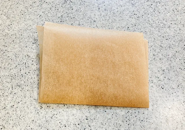 クッキングシート（撮影：grape編集部）