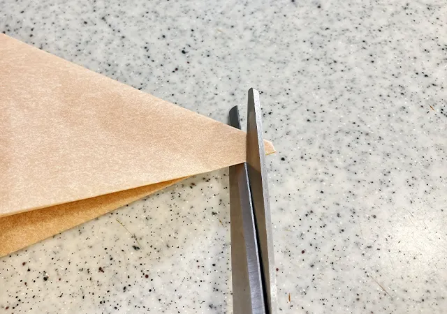 クッキングシート（撮影：grape編集部）