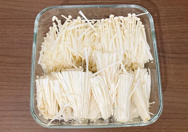 エノキ（撮影：grape編集部）