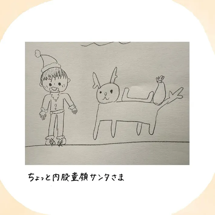 子供が描いたサンタクロースの画像