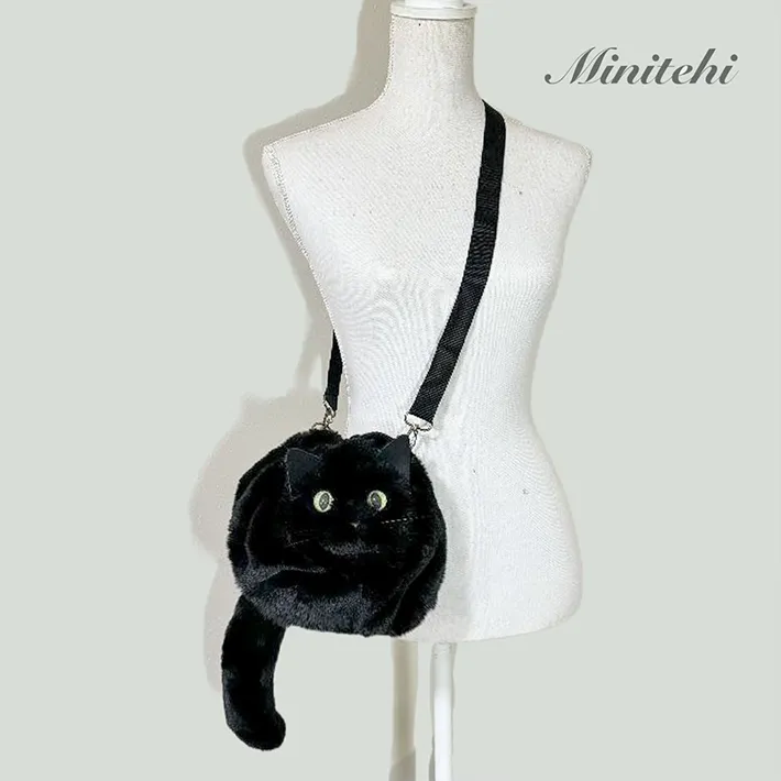 minitehiさんの作品『黒猫さん巾着バッグ』の写真
