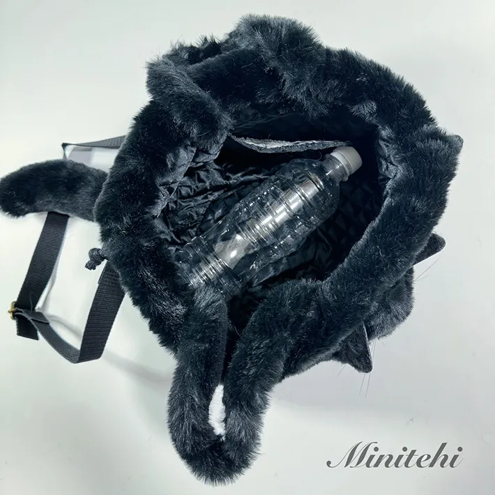 minitehiさんの作品『黒猫さん巾着バッグ』の写真